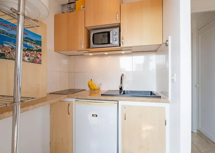 Apartment Botrel By Interhome Sainte-Maxime